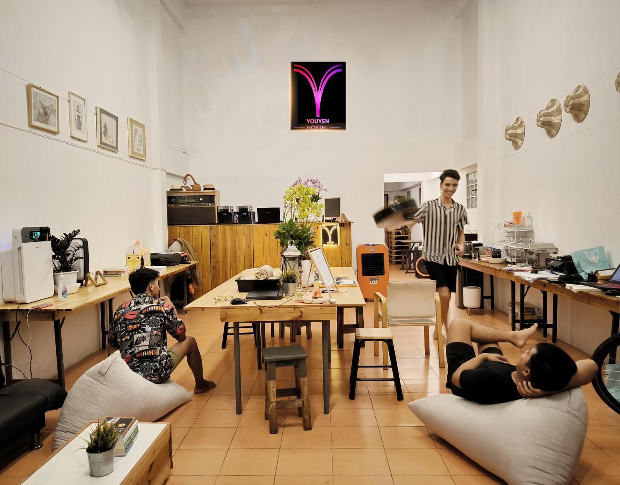 Youyen Hostel Бангкок Экстерьер фото